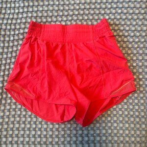 Lululemon Hotty Hot Shorts Coral Pink 4 inch